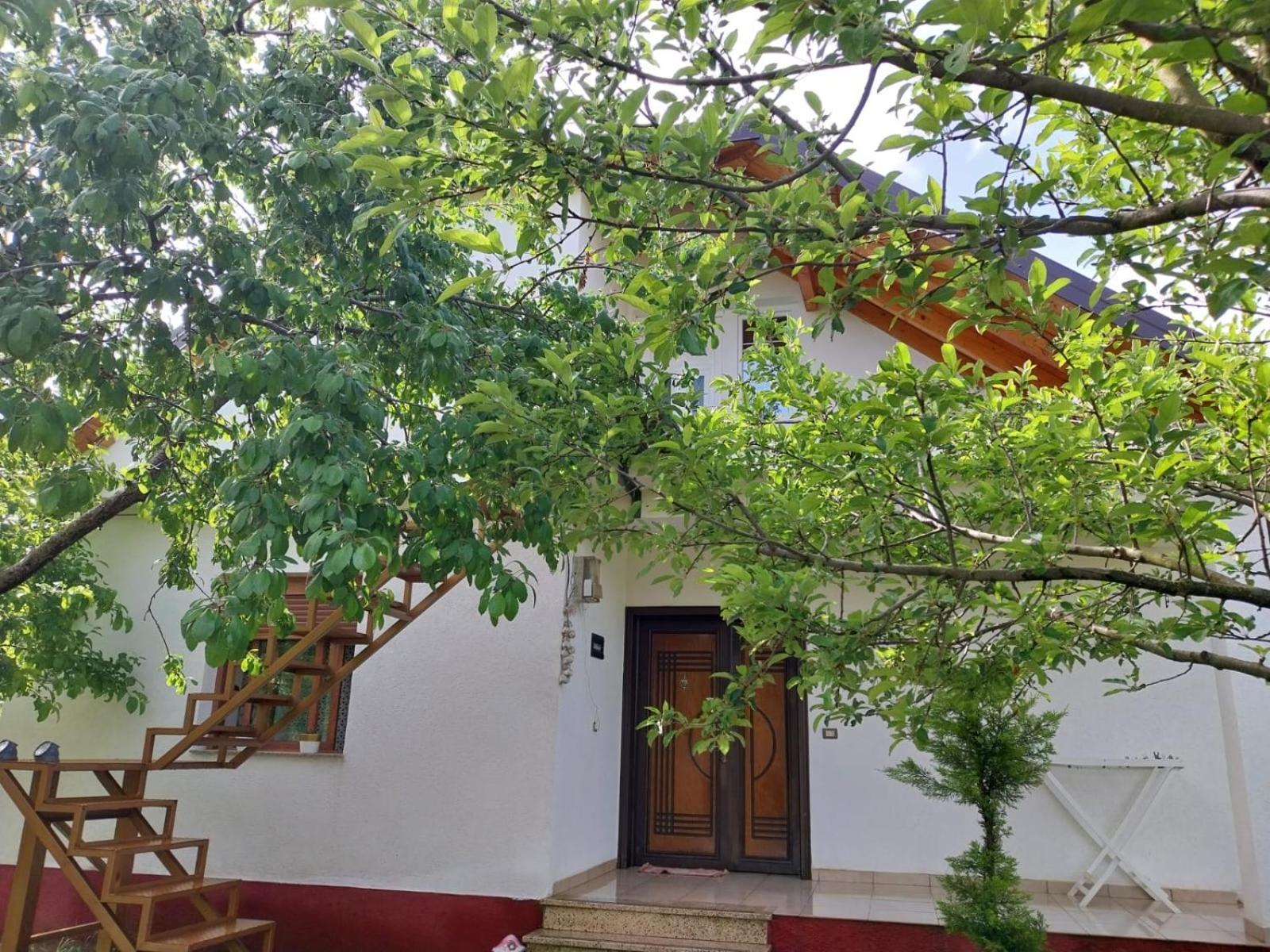 Riza Guest House Puke Bagian luar foto