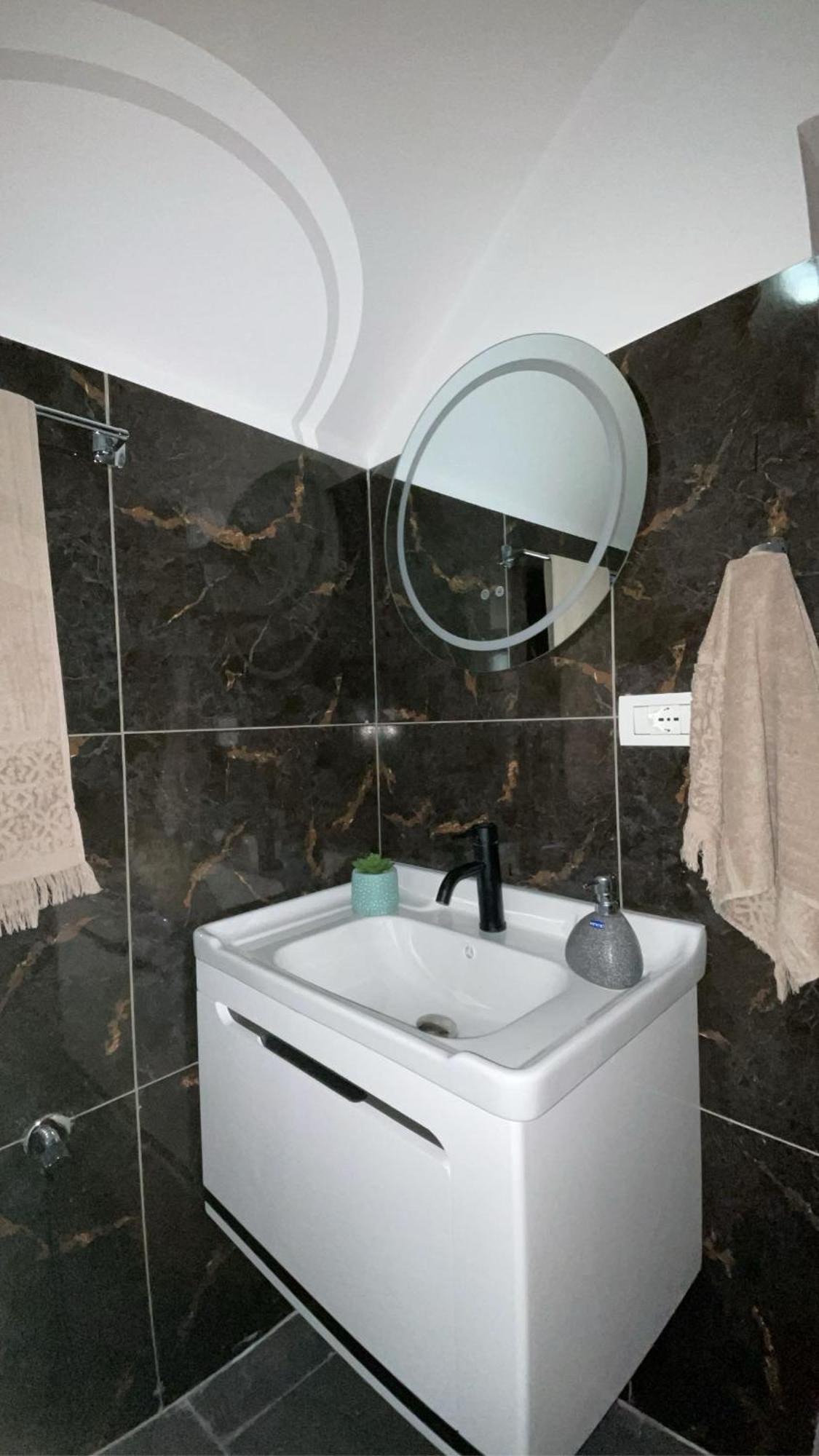 Riza Guest House Puke Bagian luar foto