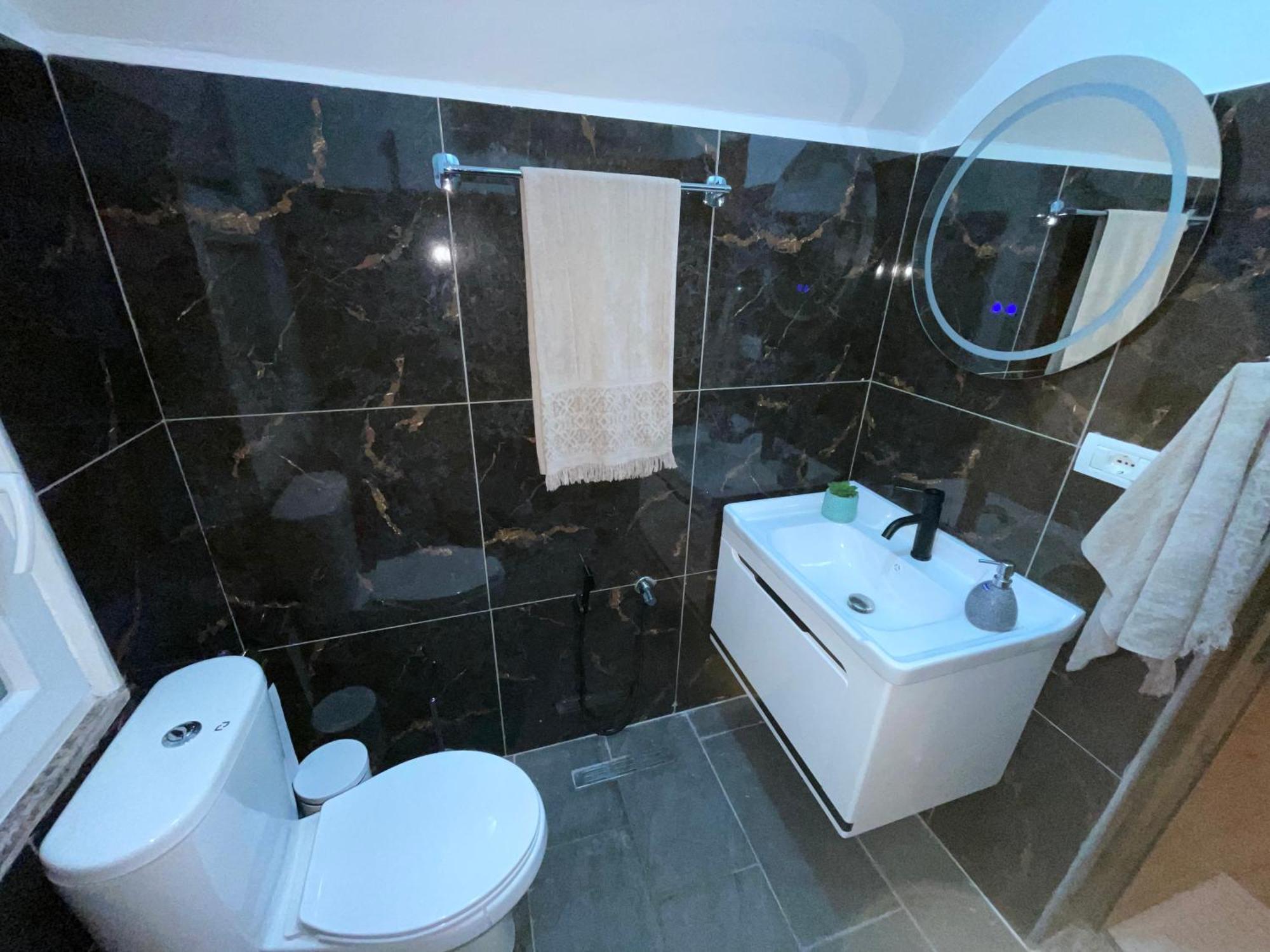 Riza Guest House Puke Bagian luar foto
