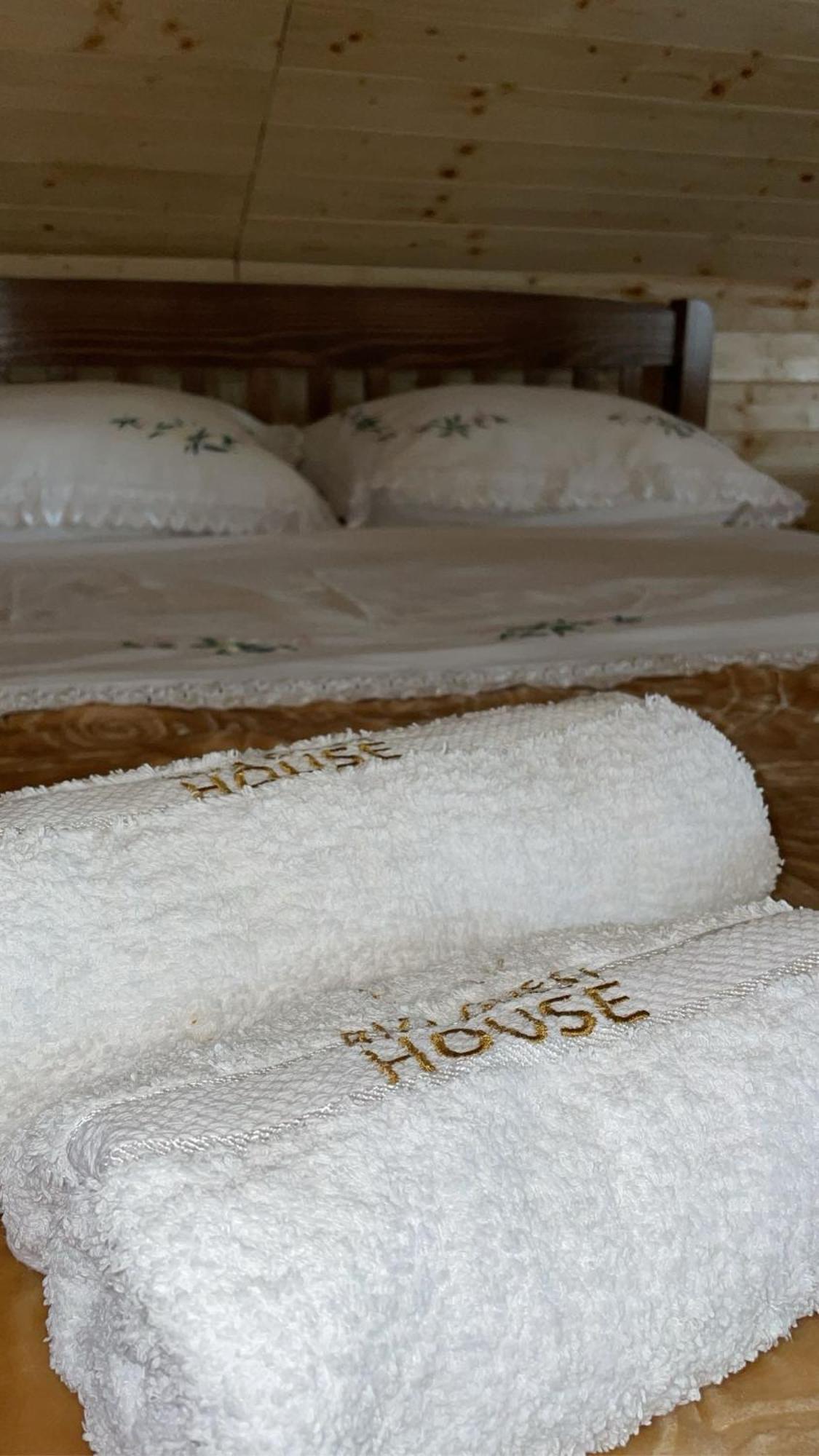 Riza Guest House Puke Bagian luar foto